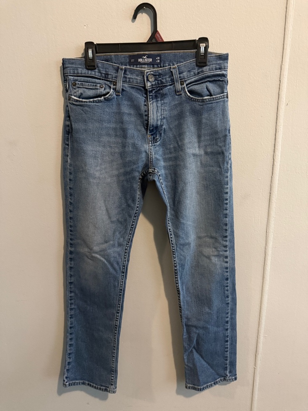 Hollister Men's Light Wash Slim Straight Jeans